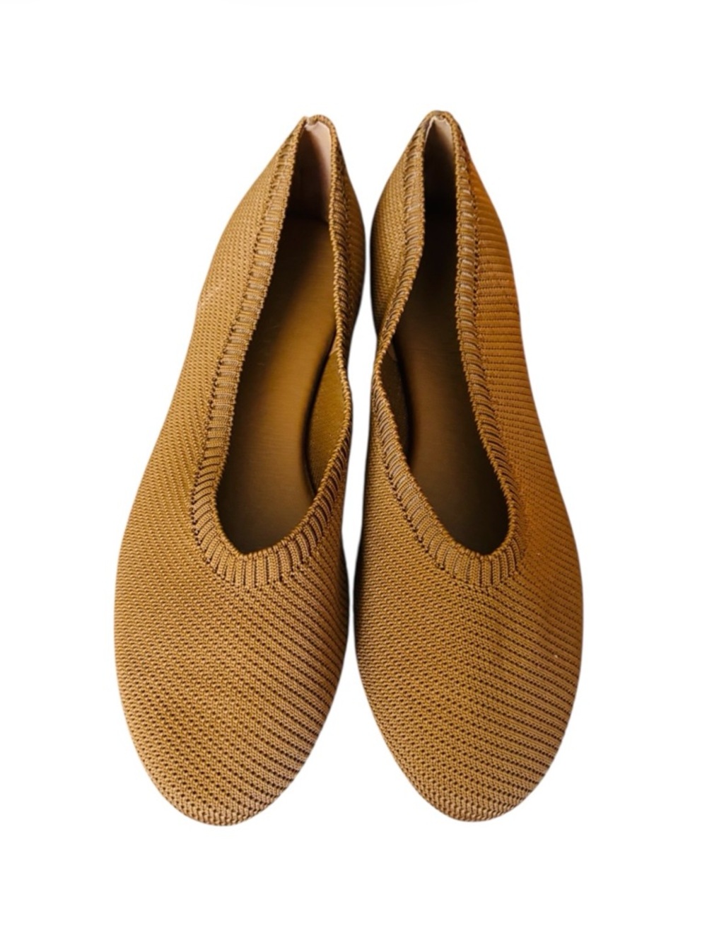 New Tahari Women's Martinique Knit Slip-On Flats. Size 8.5